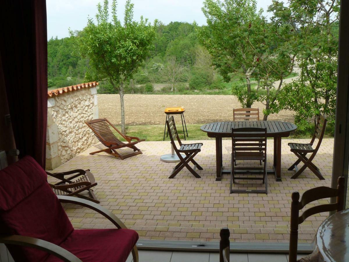 Gite Rural Charentais Les Essards  Exterior foto